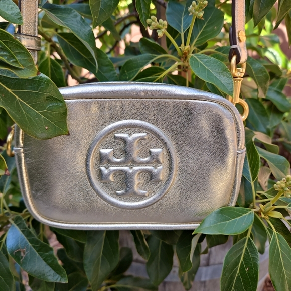 Tory Burch Handbags - Tory Burch Perry Bombe Mini Metallic Leather Crossbody Bag